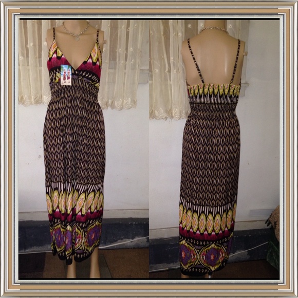 Beautiful Sumer Dress size XXL stretches - Picture 2 of 4