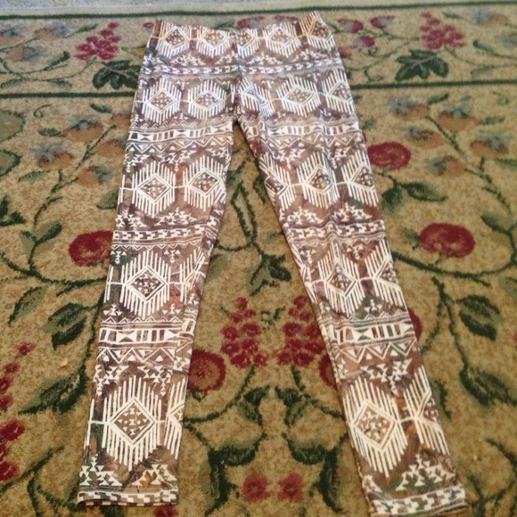 Tribal camo leggings