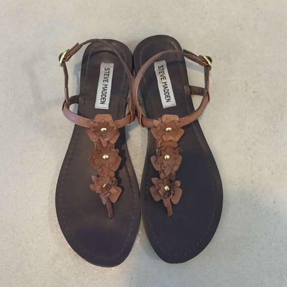 Steve Madden Leather Flower Sandals