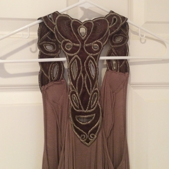 Top - Picture 2 of 2