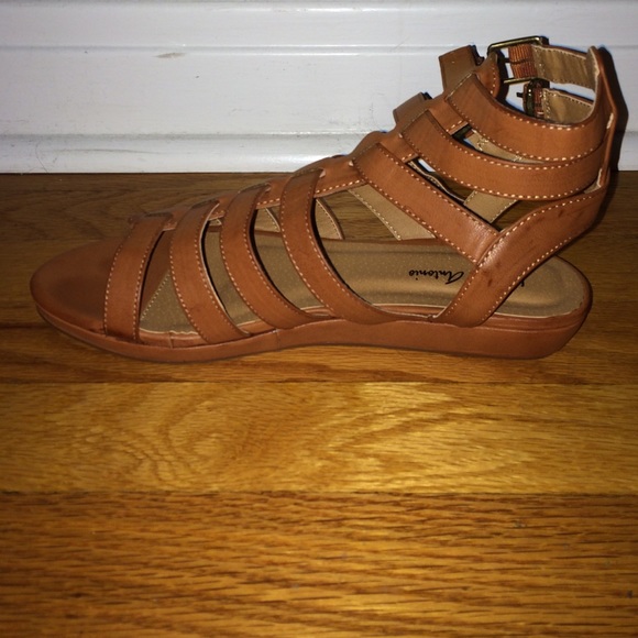 Brown / Tan gladiator sandals - Picture 2 of 4