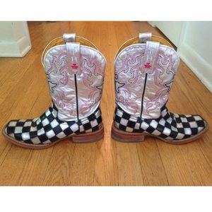 Tin Haul checkered cowboy/cowgirl boots