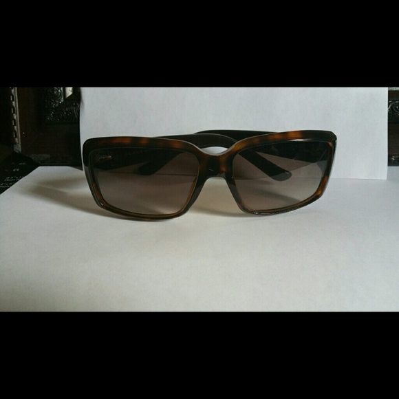 Authentic Gucci sun glasses - Picture 1 of 3