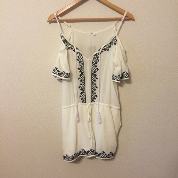 NWT Francesca's Romper