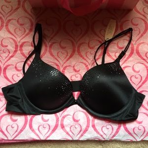 36A Very sexy embellished black bra