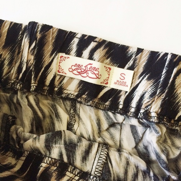 🍉Summer Sale🍉Animal Print Dressy Shorts - Picture 3 of 3