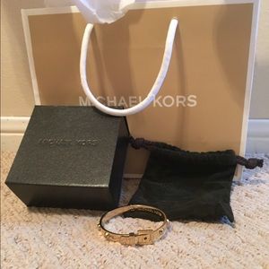 michael Kors gold bracelet
