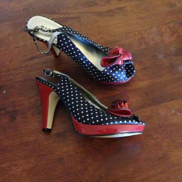 Beautiful , sexy mule shoe ..