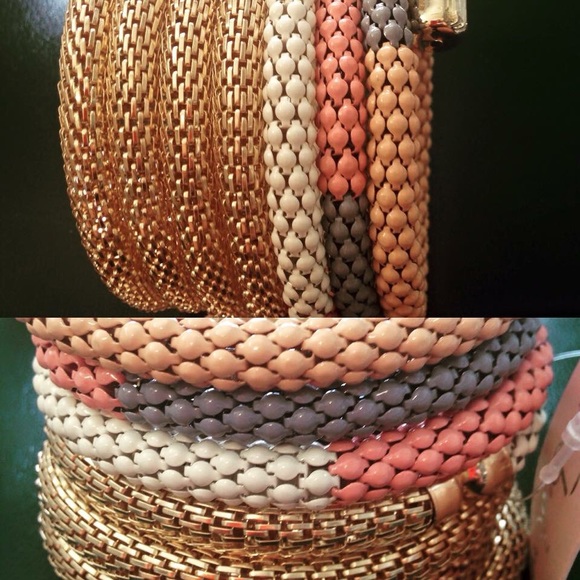 Accessories - Picture 3 of 4