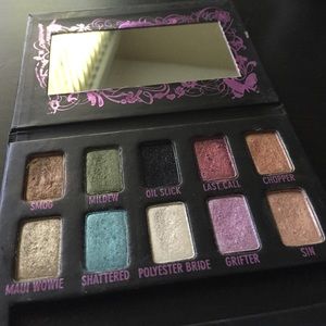 Urban Decay Ammo palette without brush