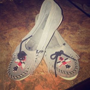 Women's Minnetonka Moccasin