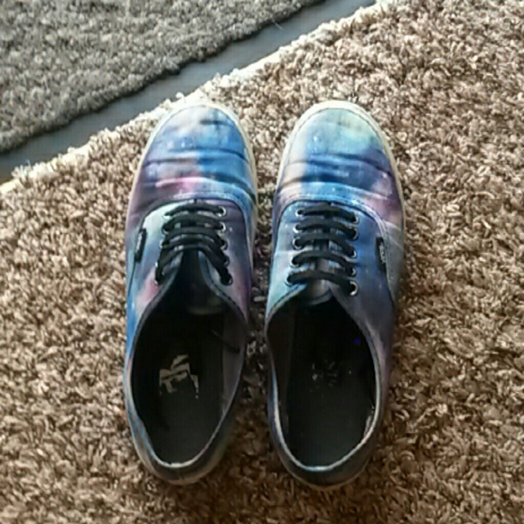 Galaxy Vans size 6