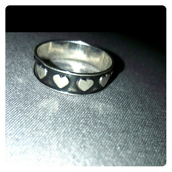 90's style heart ring
