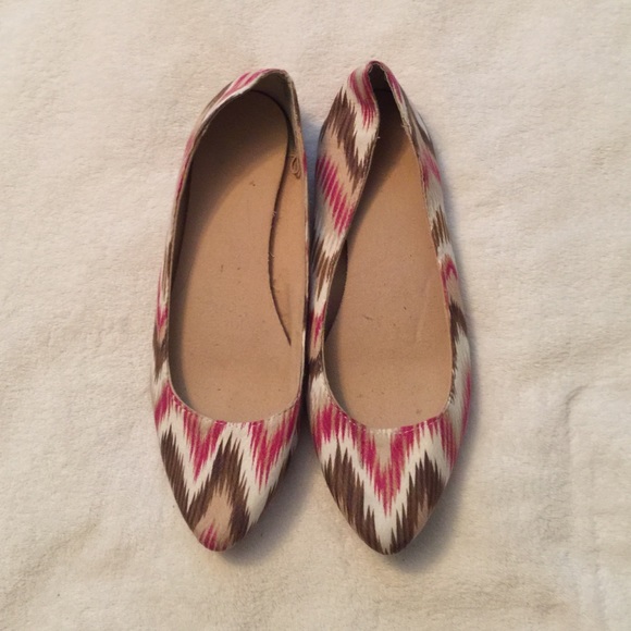 Pink Chevron Ballet flats