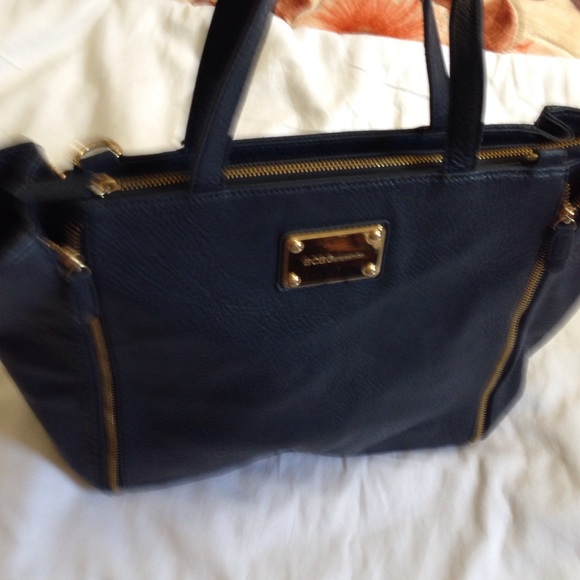 BCBGenaration hand bag - Picture 3 of 4