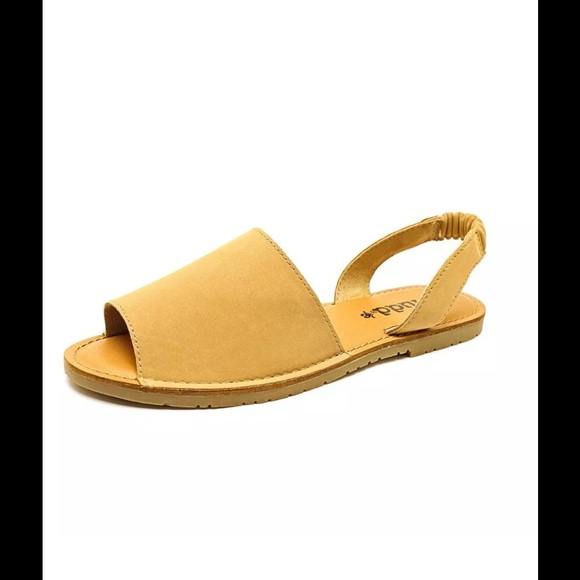 mudd sandals mudd brand new sandals mudd from sheskool s closet mudd sandals mudd brand new sandals mudd from sheskool s closet