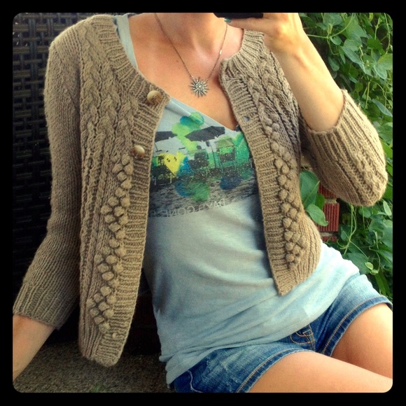 American Eagle Outfitters Sweaters - AEO Popcorn knit cardigan