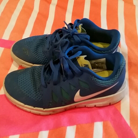 Boy's Nike free