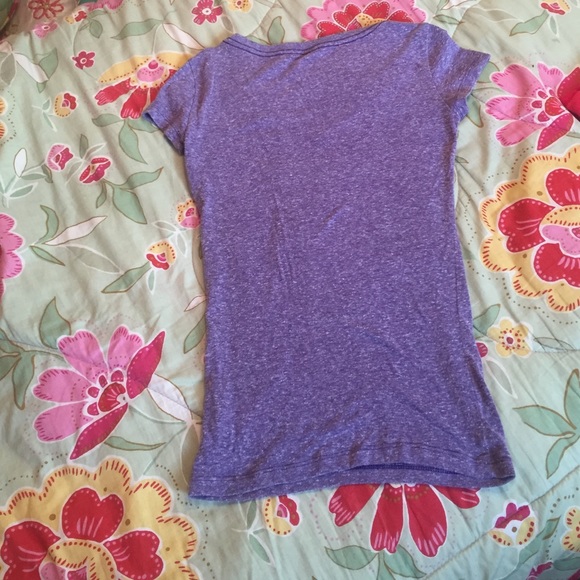 Aeropostale v neck - Picture 2 of 3