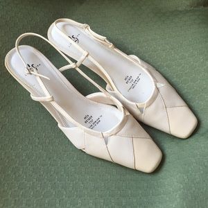 Bone colored slingback.