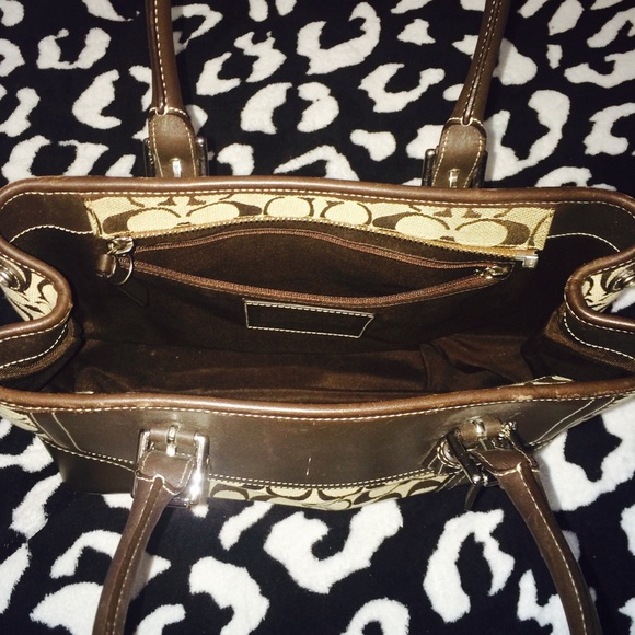 Coach Purse - Picture 3 of 4