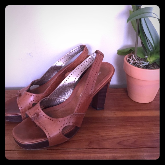 DVF brown leather wood heel platform sandals 7.5