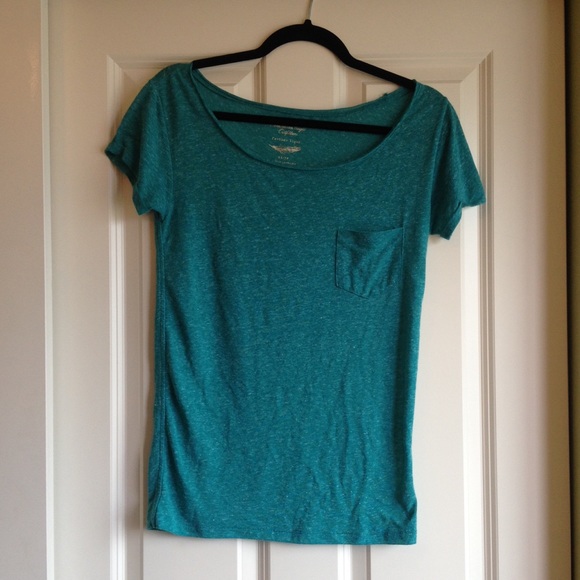 Feather Light Everyday Tee