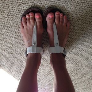 Steve Madden white and silver thong sandals