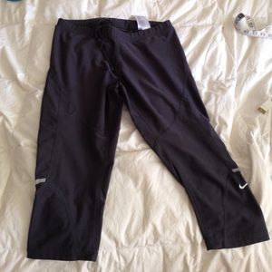 Nike workout capri