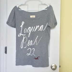 Hollister "off the shoulder" Tee!