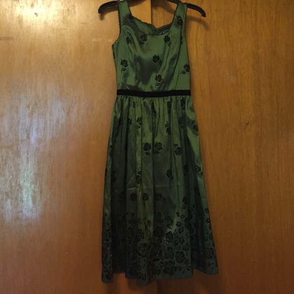 BELLA SWAN Dress