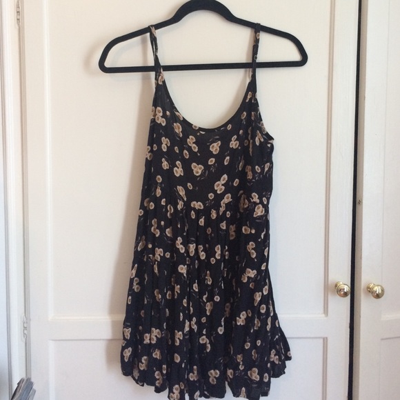 Brandy Melville Jada Floral Dress