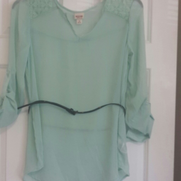 mossimo mint green blouse