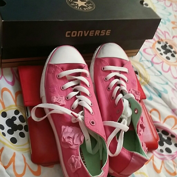 Converse chuck taylor shoes