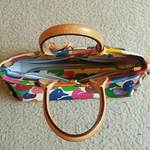 Dooney & Bourke