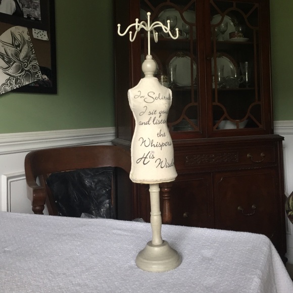 Glamorous Jewelry Stand