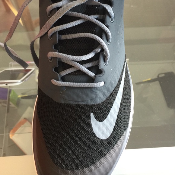 Shoes - Picture 3 of 4