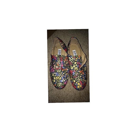 Floral shoes