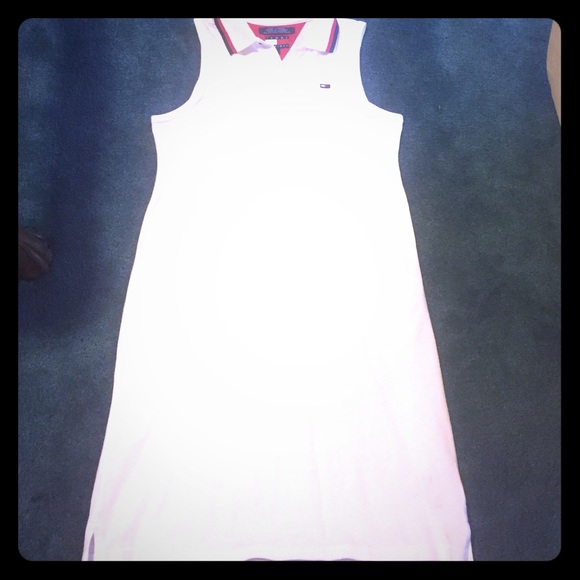 White short sleeve dress