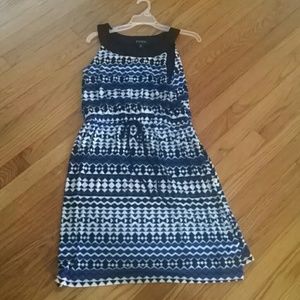 Tie-waist dress