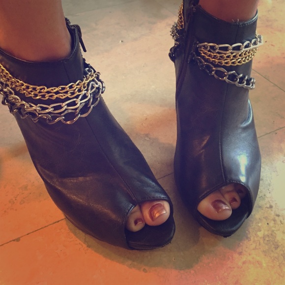 Peep toe ankle booties