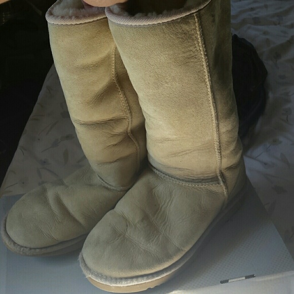 Linen white uggs