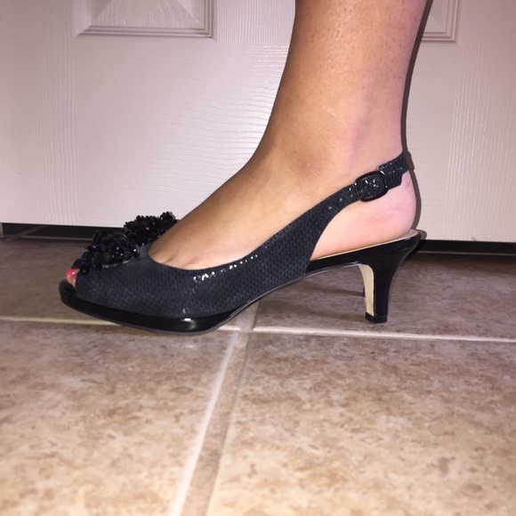 Alex Marie Heels - Picture 3 of 4