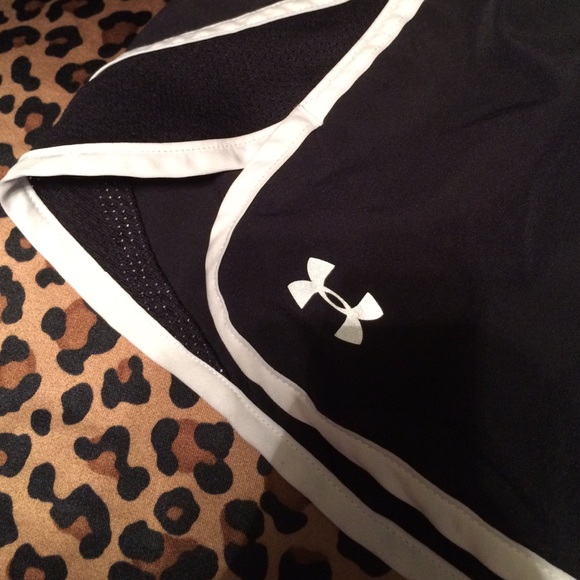 Sold🚫 - Picture 2 of 4