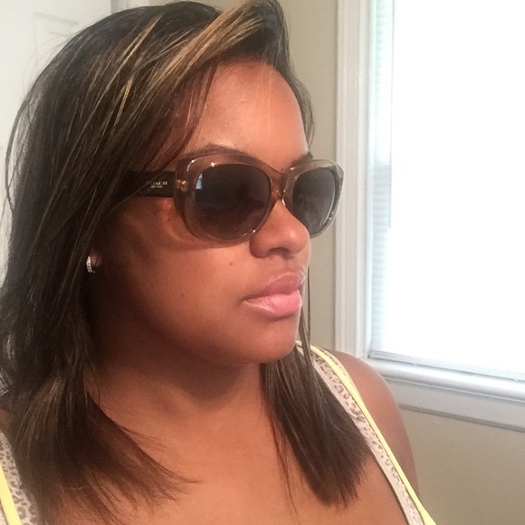 π’ SOLD π’ Coach Sunglasses - Picture 3 of 3