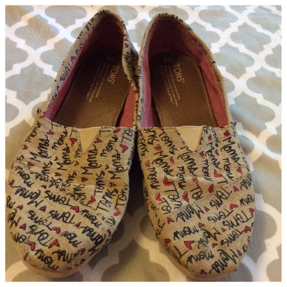 TOMS Shoes - Moms Toms