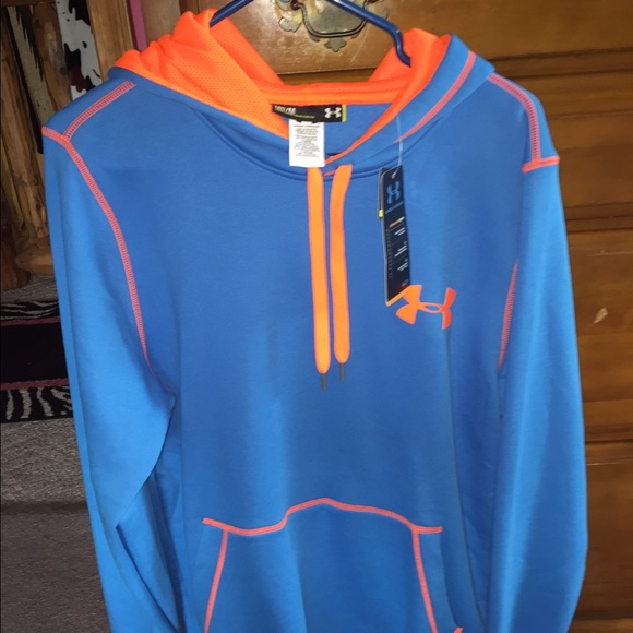 MENS under armour sweatshirt!