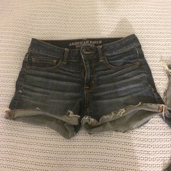American Eagle Shorts - Picture 3 of 3