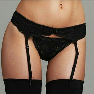 VS lace garter in black