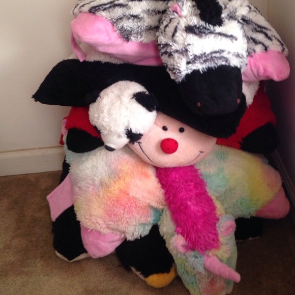 Accessories Lot Of Large Pillow Pets Bundle Discount Poshmark